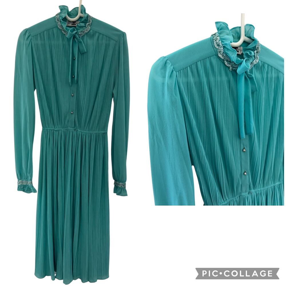 American Vtg Discovery Fashions L.T.D blue ruffled pleated sequin dress small